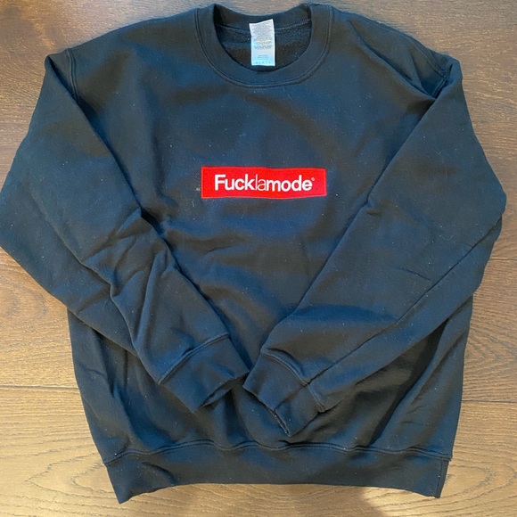 Trendy Black Hoodie - Oclan - Picture 1 of 2